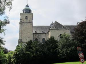 Malmedy abdijkerk (zijkant)